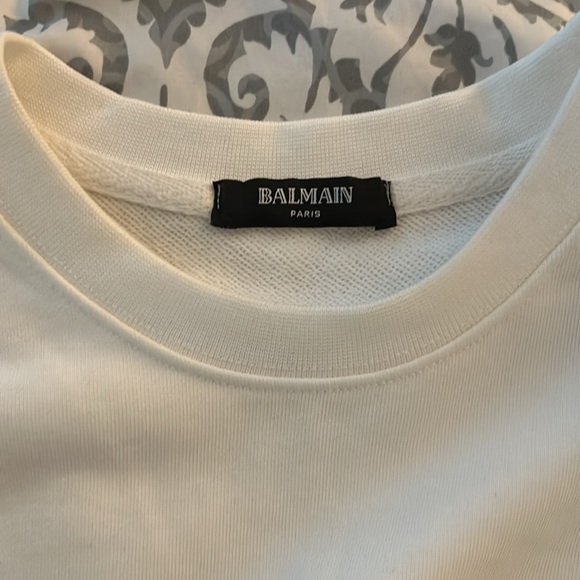 Sweatshirt - Picture 2 of 4